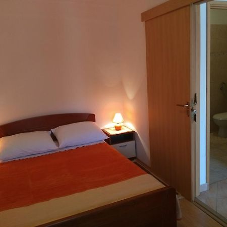 Apartment Cvita Biograd Na Moru Exterior photo