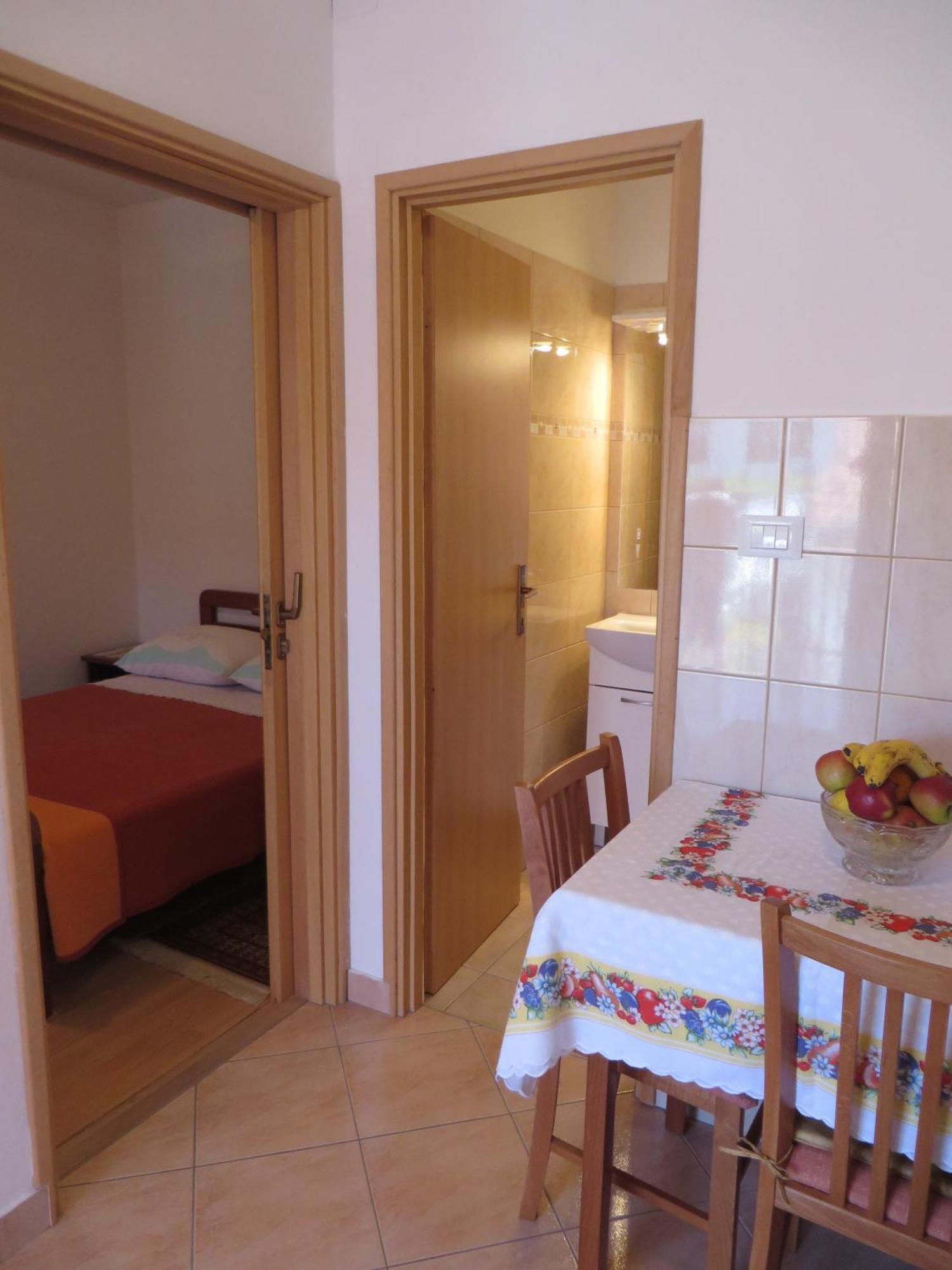Apartment Cvita Biograd Na Moru Exterior photo