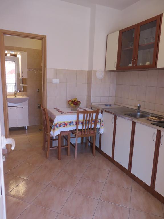 Apartment Cvita Biograd Na Moru Room photo