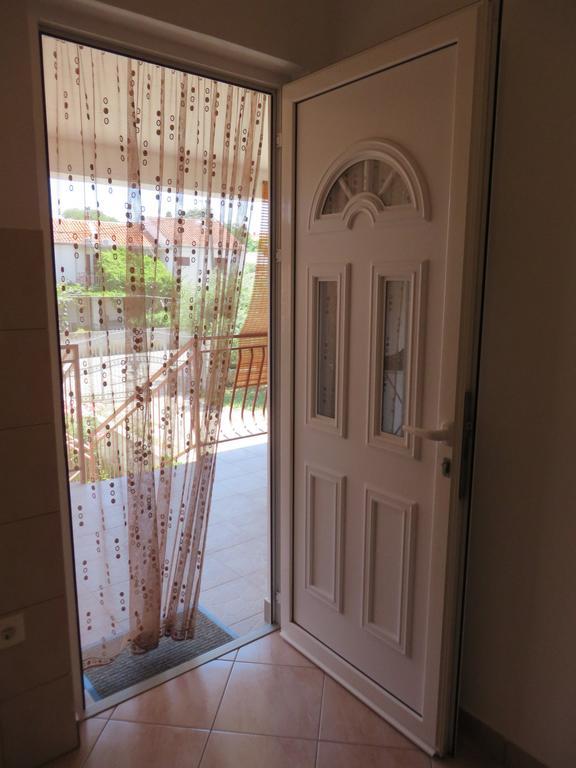 Apartment Cvita Biograd Na Moru Room photo