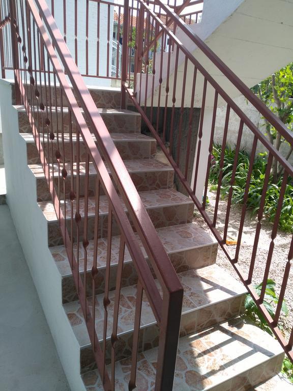 Apartment Cvita Biograd Na Moru Exterior photo