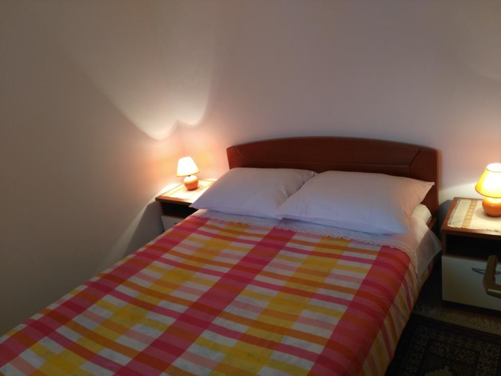 Apartment Cvita Biograd Na Moru Exterior photo