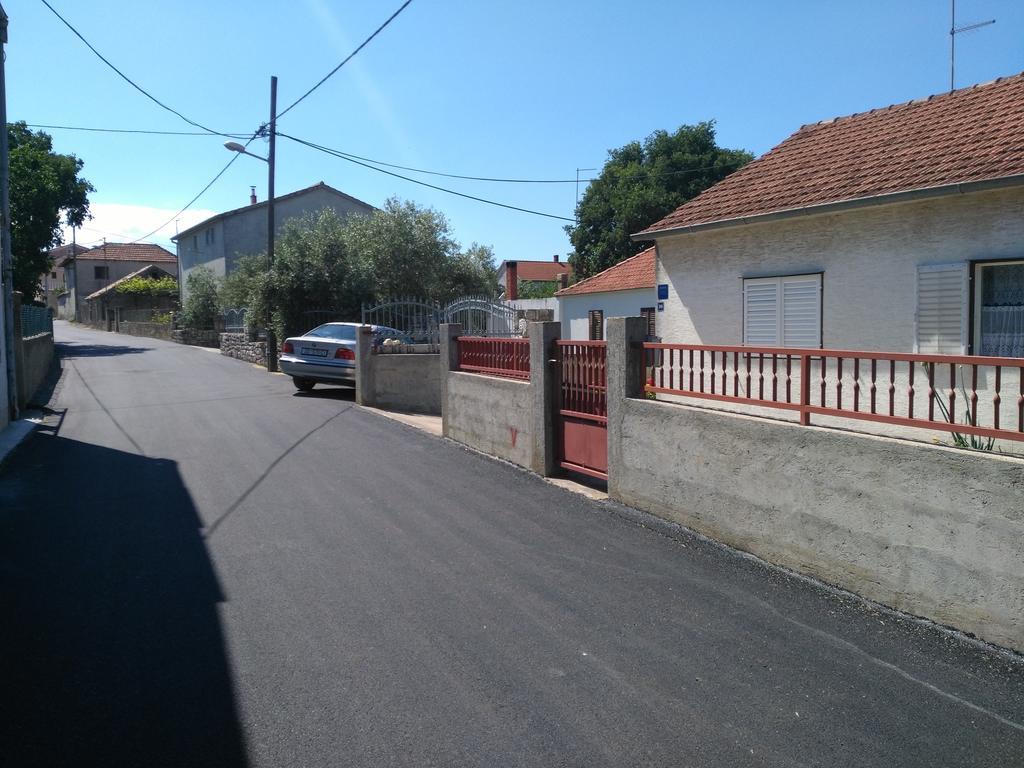 Apartment Cvita Biograd Na Moru Exterior photo